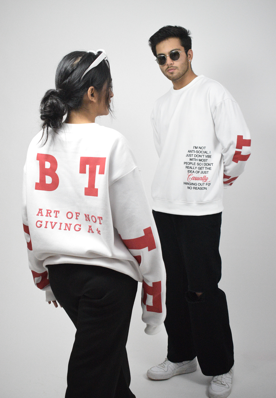 SUBTLE RED  SWEATSHIRT